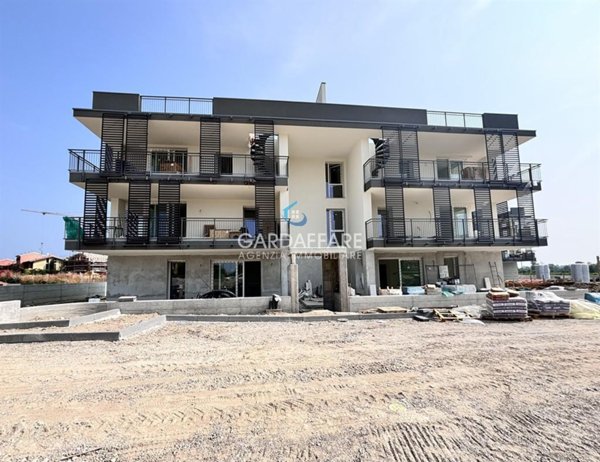 appartamento in vendita a Desenzano del Garda in zona Rivoltella