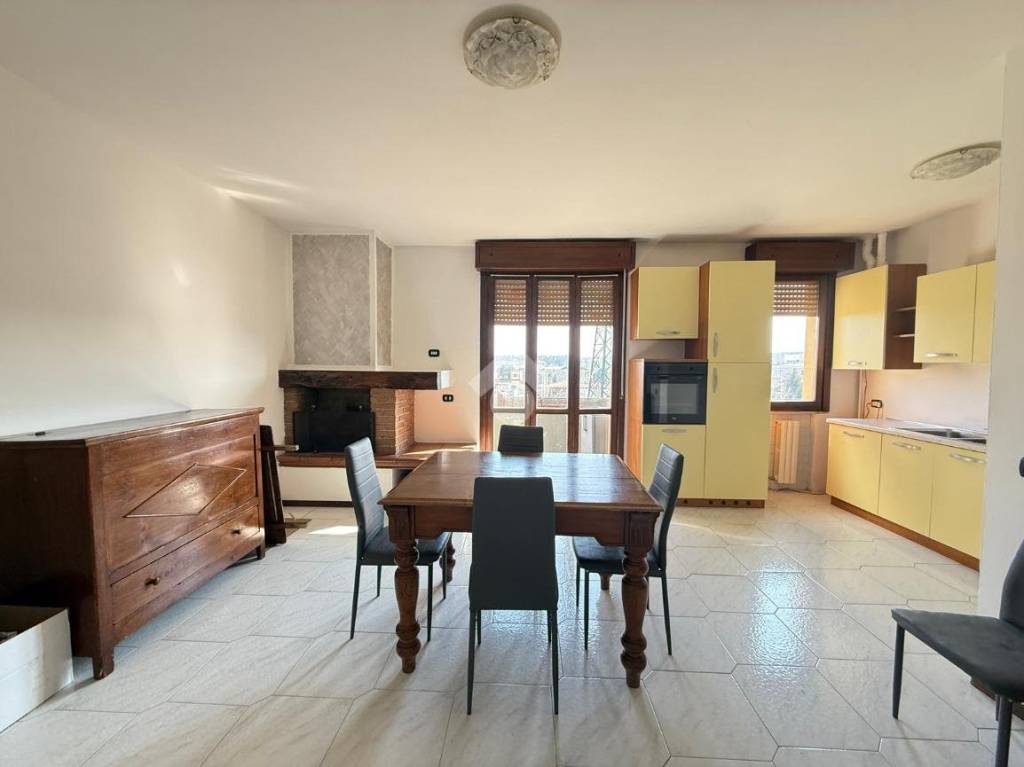 appartamento in vendita a Desenzano del Garda