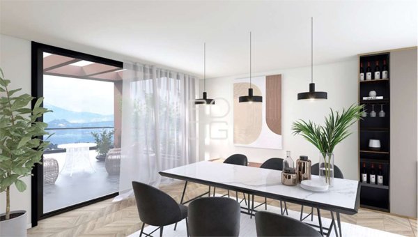 appartamento in vendita a Desenzano del Garda