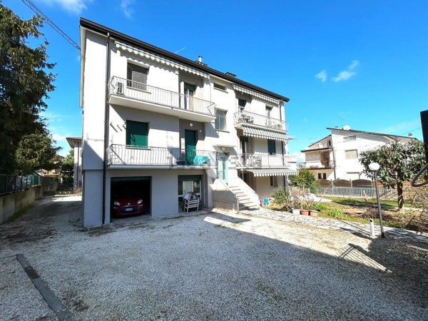 appartamento in vendita a Desenzano del Garda