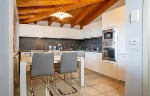 appartamento in vendita a Desenzano del Garda