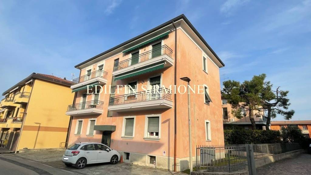 appartamento in vendita a Desenzano del Garda