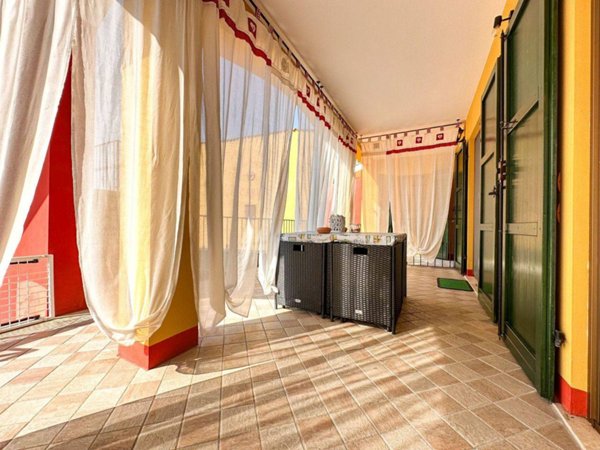 appartamento in vendita a Desenzano del Garda in zona Vaccarolo