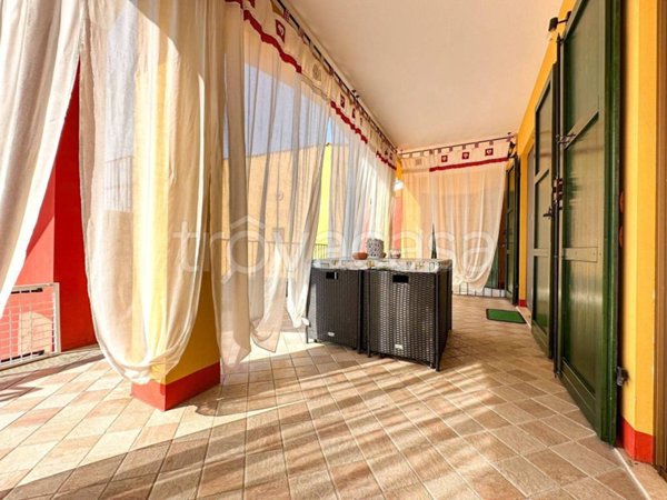 appartamento in vendita a Desenzano del Garda in zona Vaccarolo