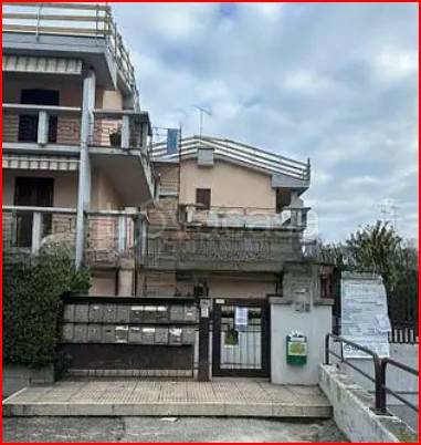 appartamento in vendita a Desenzano del Garda in zona Rivoltella