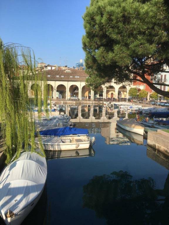 appartamento in vendita a Desenzano del Garda