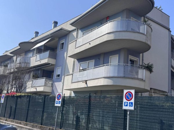 appartamento in vendita a Desenzano del Garda