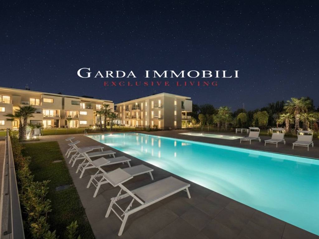 appartamento in vendita a Desenzano del Garda in zona Rivoltella