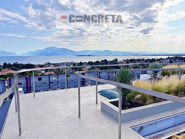 appartamento in vendita a Desenzano del Garda