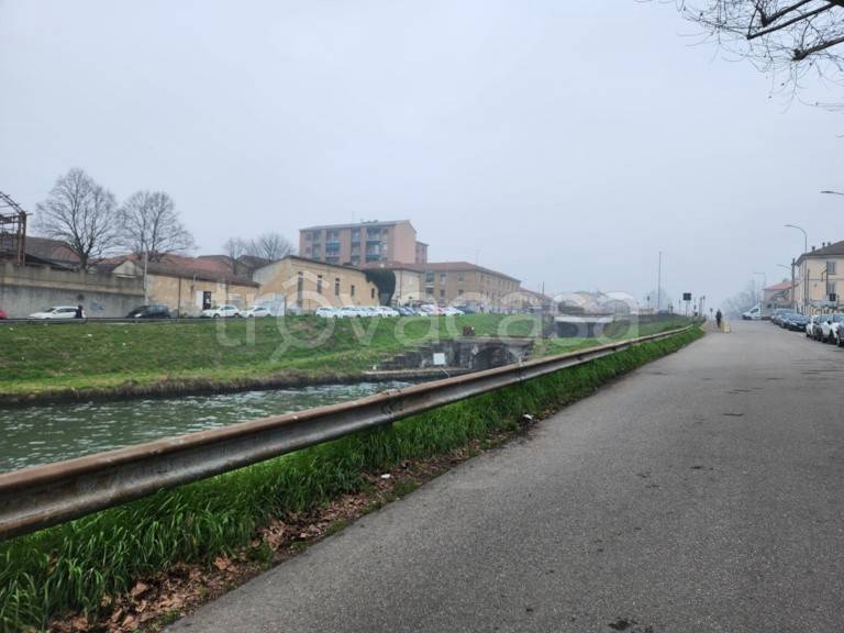 appartamento in vendita a Desenzano del Garda in zona San Pietro