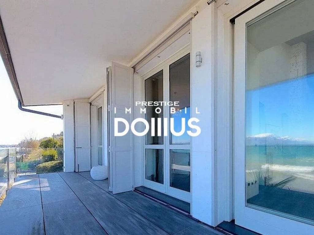 casa indipendente in vendita a Desenzano del Garda