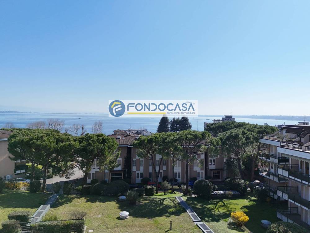 appartamento in vendita a Desenzano del Garda