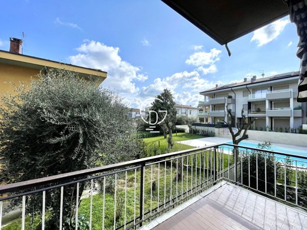 casa indipendente in vendita a Desenzano del Garda
