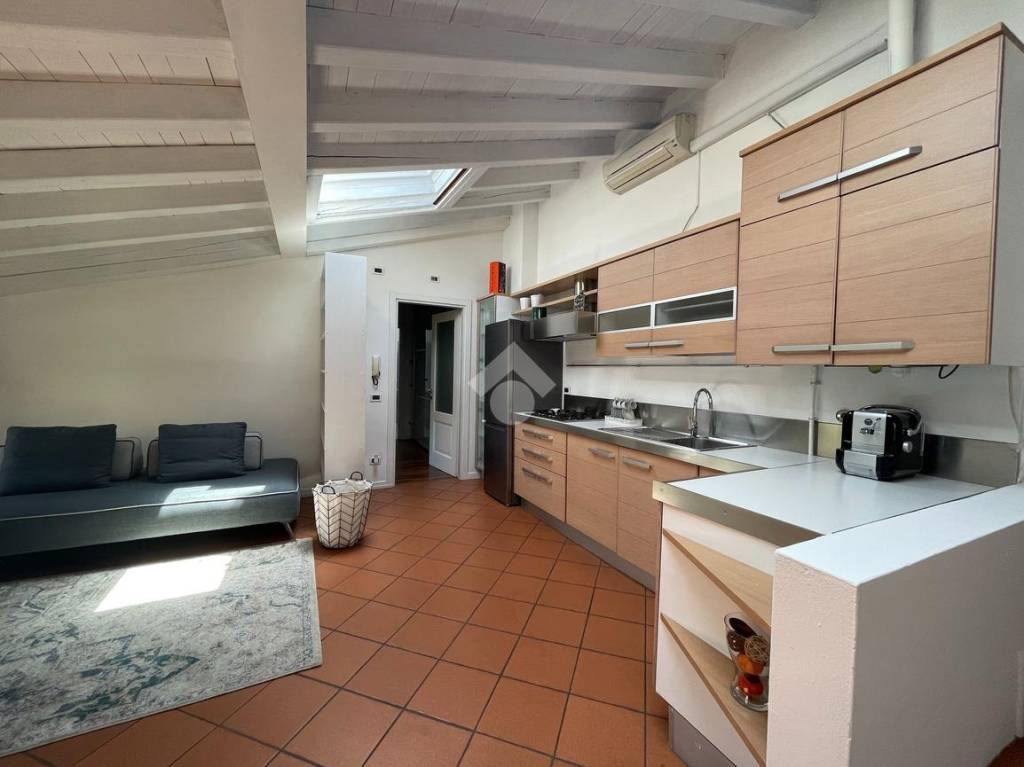 appartamento in vendita a Desenzano del Garda