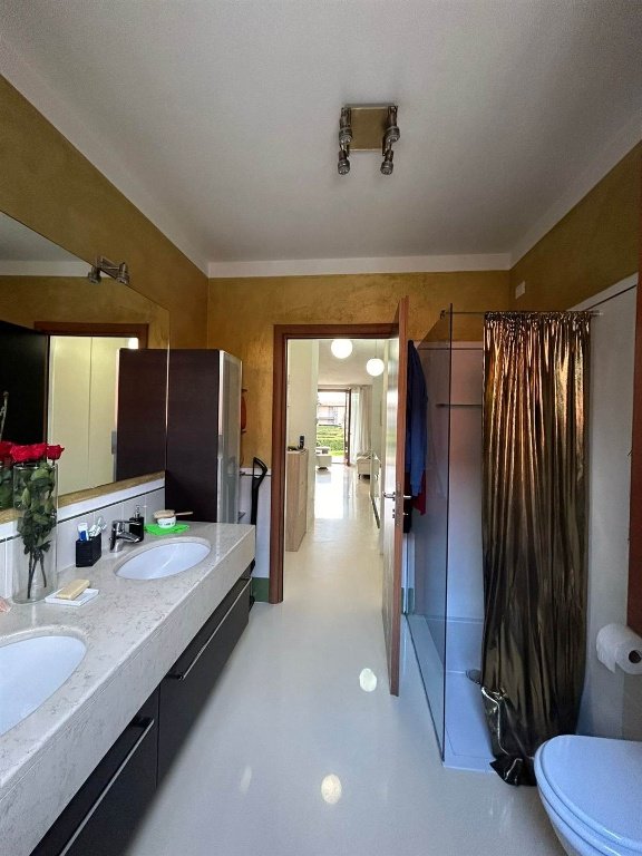 appartamento in vendita a Desenzano del Garda in zona Rivoltella