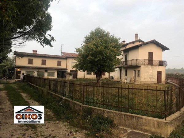 casa indipendente in vendita a Desenzano del Garda