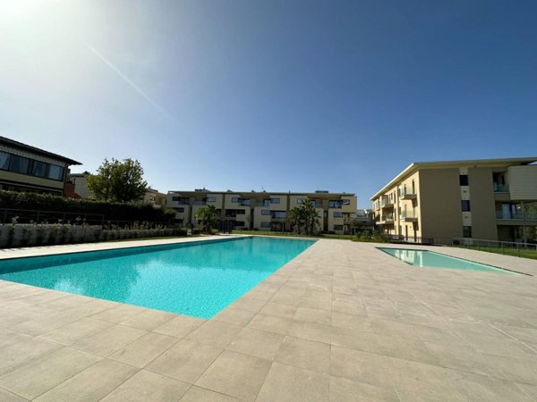 appartamento in vendita a Desenzano del Garda