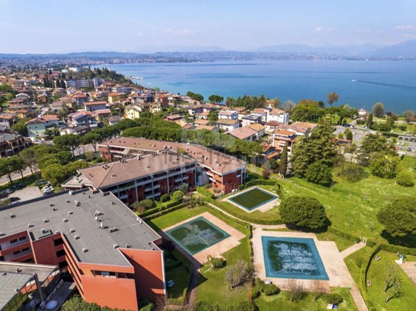 appartamento in vendita a Desenzano del Garda
