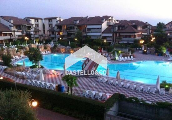 appartamento in vendita a Desenzano del Garda in zona Rivoltella