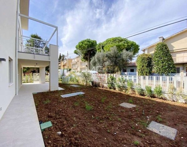 appartamento in vendita a Desenzano del Garda