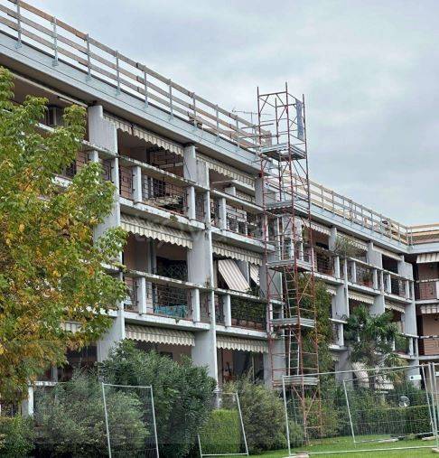 appartamento in vendita a Desenzano del Garda in zona Rivoltella