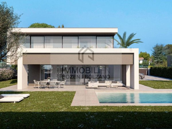 casa indipendente in vendita a Desenzano del Garda