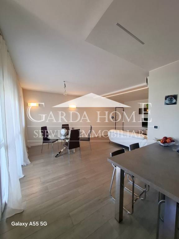 appartamento in vendita a Desenzano del Garda