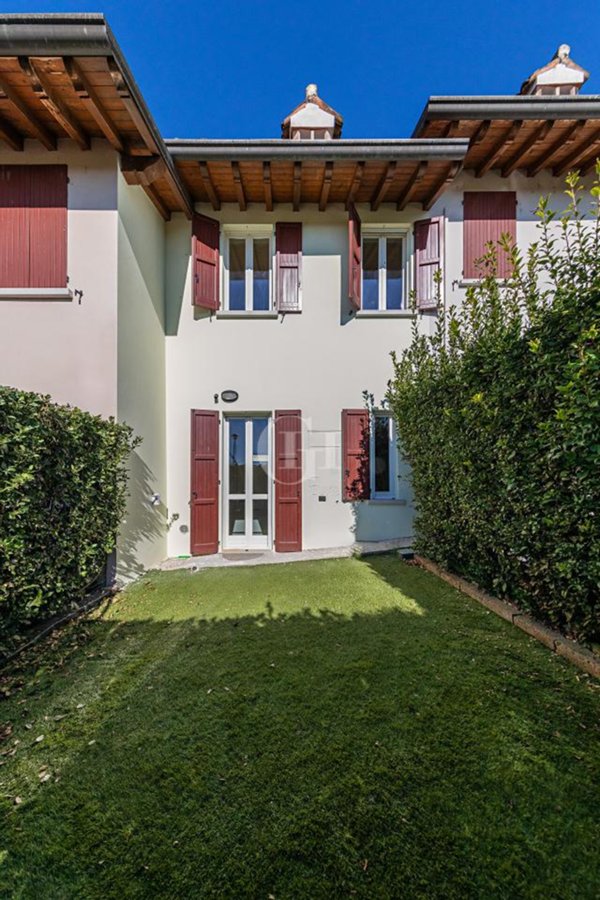 appartamento in vendita a Desenzano del Garda