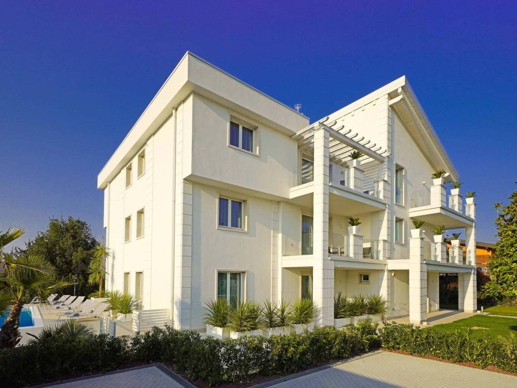 appartamento in vendita a Desenzano del Garda