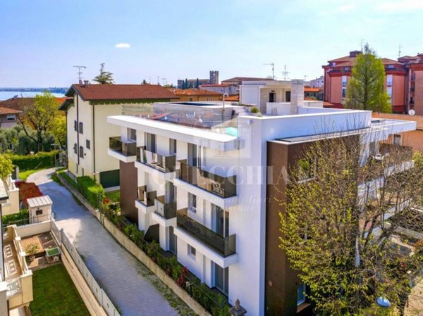 appartamento in vendita a Desenzano del Garda