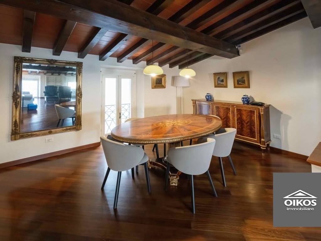 appartamento in vendita a Desenzano del Garda