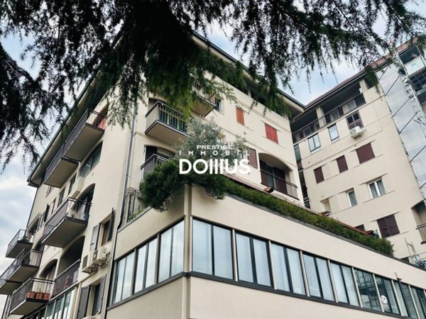 appartamento in vendita a Desenzano del Garda