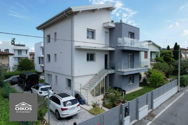 appartamento in vendita a Desenzano del Garda