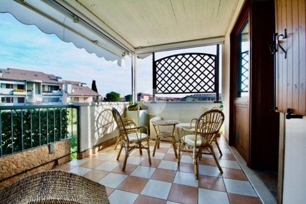 appartamento in vendita a Desenzano del Garda in zona Rivoltella