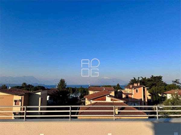 appartamento in vendita a Desenzano del Garda