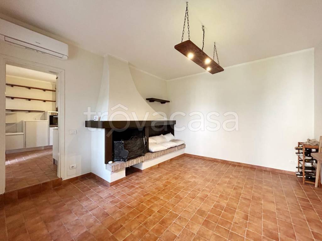 casa indipendente in vendita a Desenzano del Garda in zona San Pietro