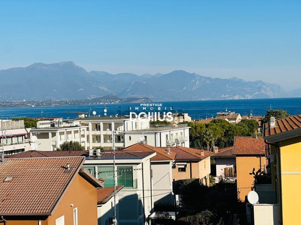 appartamento in vendita a Desenzano del Garda