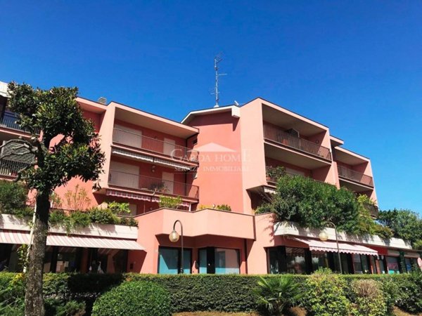 appartamento in vendita a Desenzano del Garda