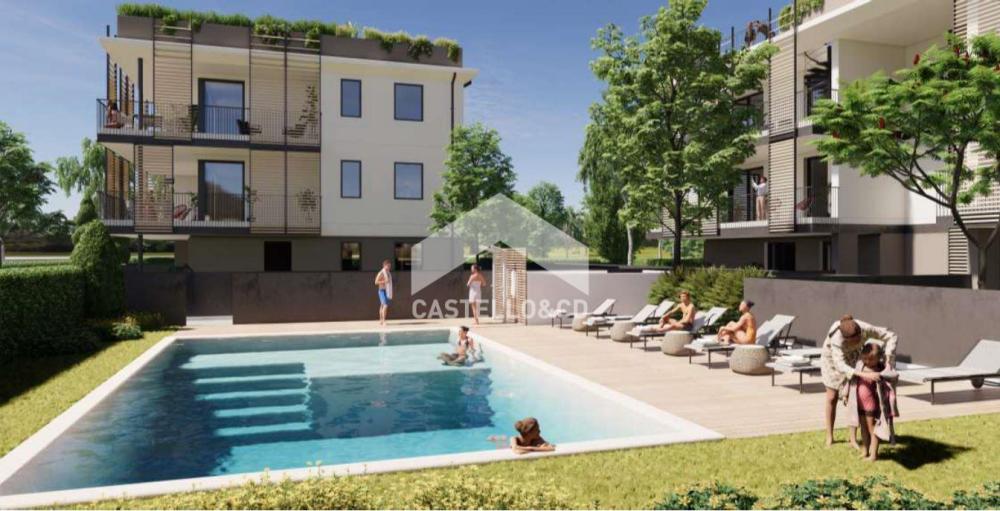 appartamento in vendita a Desenzano del Garda in zona Rivoltella