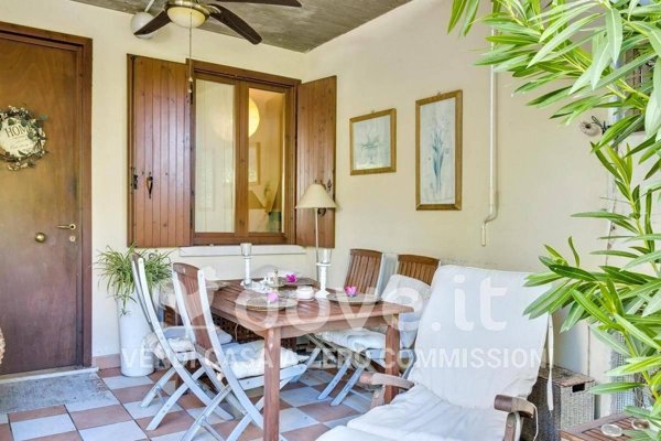 appartamento in vendita a Desenzano del Garda in zona Rivoltella