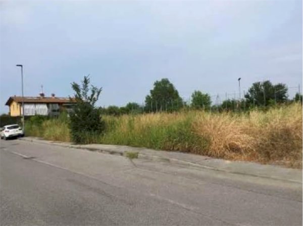 terreno edificabile in vendita a Desenzano del Garda