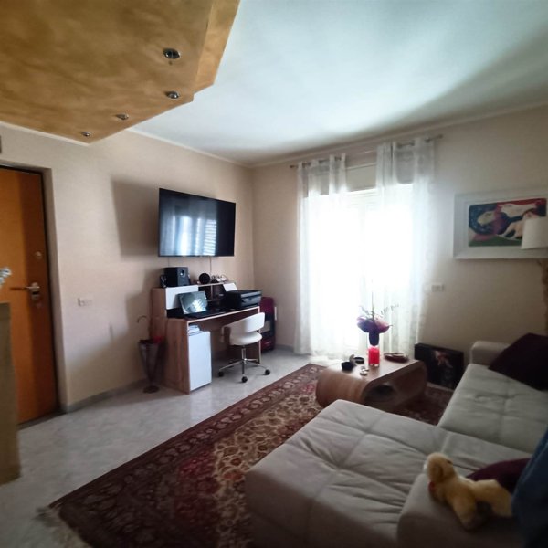 appartamento in vendita a Desenzano del Garda in zona San Pietro