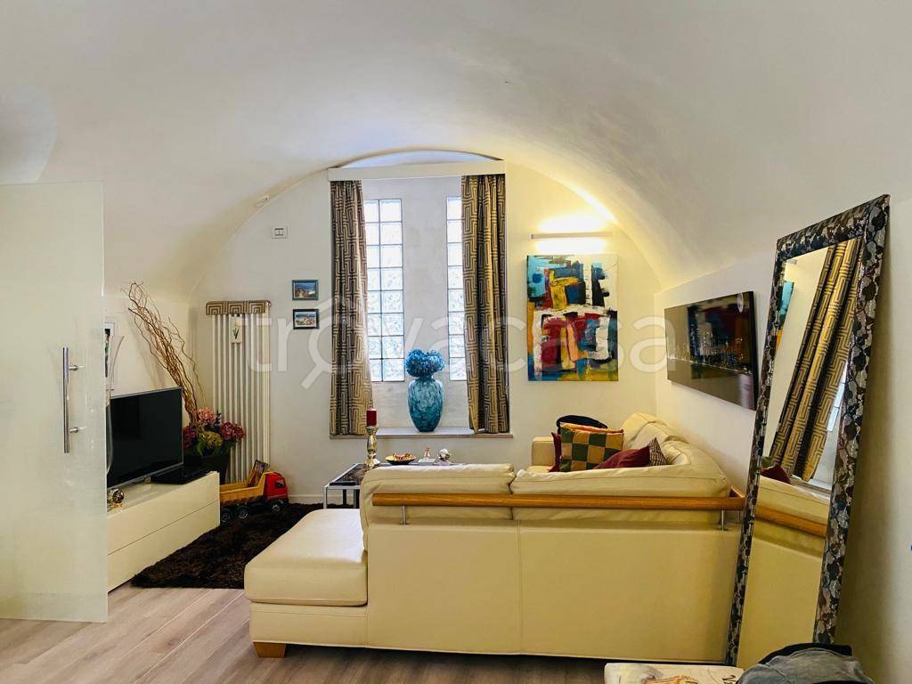 appartamento in vendita a Desenzano del Garda