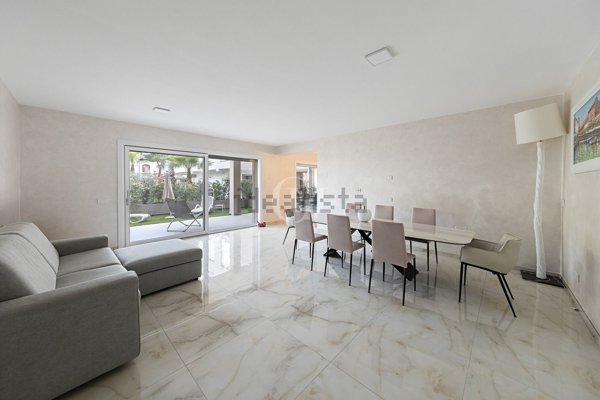 appartamento in vendita a Desenzano del Garda