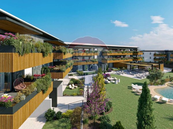 appartamento in vendita a Desenzano del Garda in zona Rivoltella