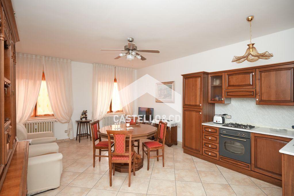 appartamento in vendita a Desenzano del Garda
