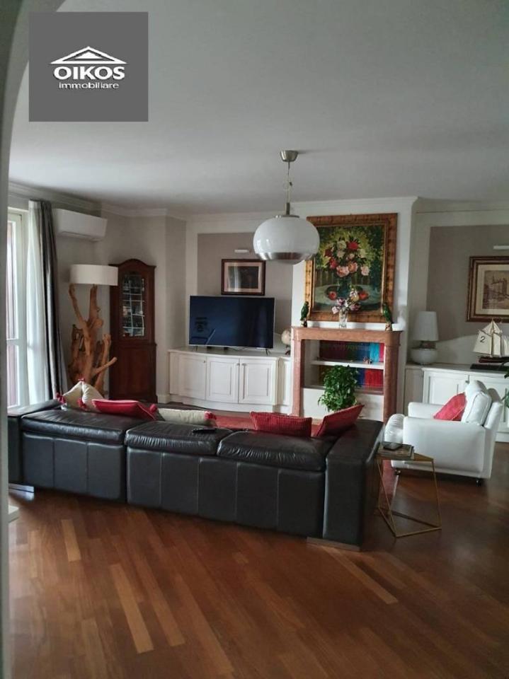 appartamento in vendita a Desenzano del Garda