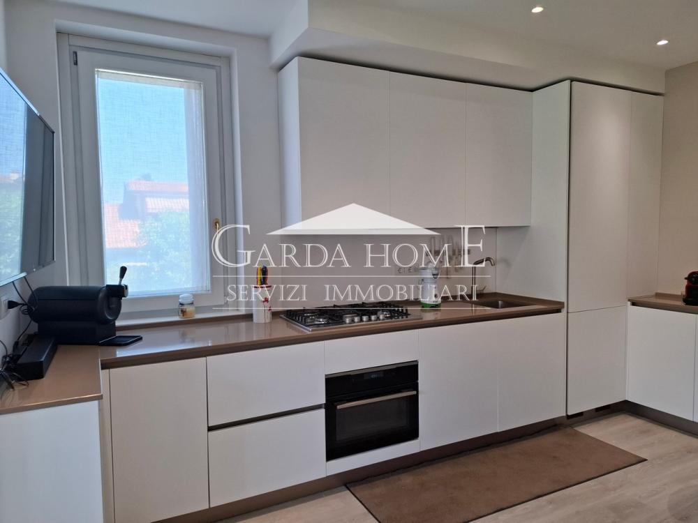 appartamento in vendita a Desenzano del Garda