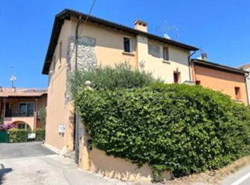 appartamento in vendita a Desenzano del Garda
