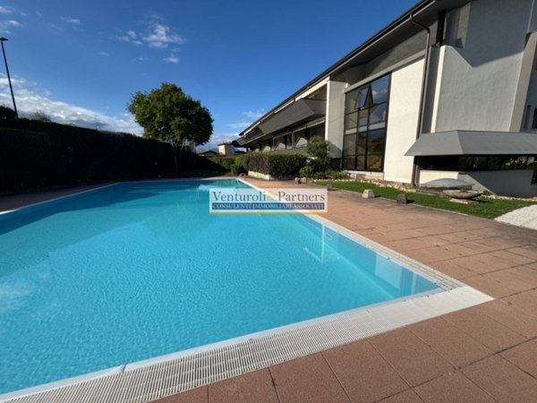 appartamento in vendita a Desenzano del Garda
